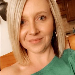 Meet your Posher, Debra